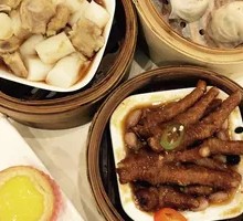 Herbal Medicinal Chicken Claw Stew