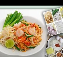 Stir-Fried Rice Noodles with Seafood