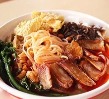 Stir-Fried Snail Noodles