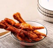 Braised Chicken Feet with Crispy Skin
