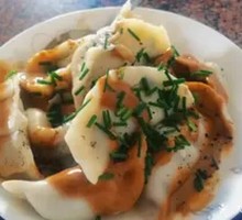 Peanut Sauce Tossed Dumplings