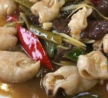 Sour Cabbage Stir-Fried Intestines