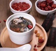 Donkey-hide Gelatin Stewed Bamboo Chicken