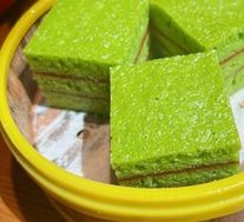 Silky Spinach Matcha Cake