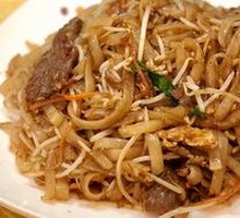 Stir-Fried Beef Rice Noodles