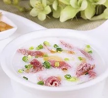 Freshly Boiled Pork Rice Porridge