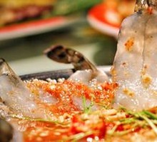 Spicy Thai Shrimp Salad