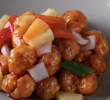 Sour Pork with Pineapple