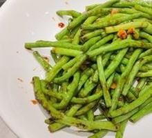 Sauce-Braised Long Beans