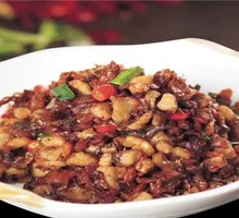 Grandmother's Vegetable Stir-fried with Pork Rind Crumbs