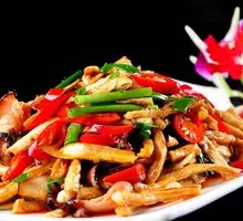 Pickled Radish and Preserved Pork Stir-Fry