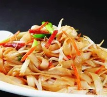 Stir-Fried Rice Noodles
