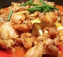 Szechuan-style Frog with Green Pepper and Perilla