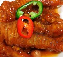 Steamed Chicken Feet in Oyster Sauce