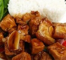 Braised Pork and Tofu Rice