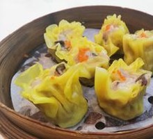 Flower-shaped Steamed Dumplings