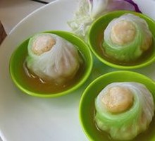 Golden Soup Scallop and Shrimp Dumpling King