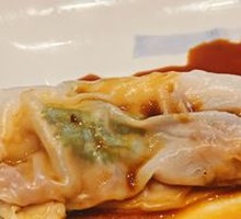 Beef and Coriander Rice Noodle Roll