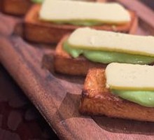Pandan Sauce Toast