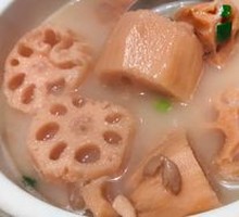 Honghu Lotus Root and Peanut Pot