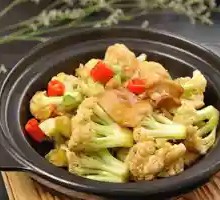Clay Pot Braised Cauliflower