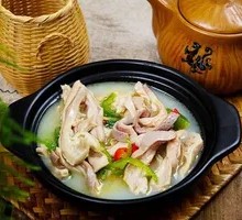 Pepper Pork Stomach Chicken Soup