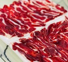 Pork Trotter with Five Layers of Fat