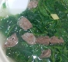 Beef Tendon Meatballs with Mulberry Leaves