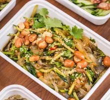 Crispy Jellyfish Salad