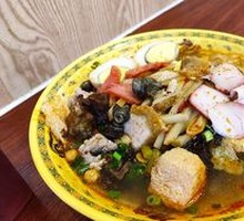 Mixed Sea Snail Noodles