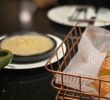 Pre-meal Bread Roll