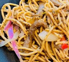 Black Pepper Beef Noodles