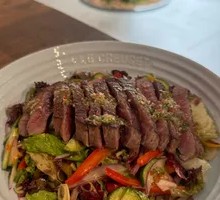 Signature Beef Salad
