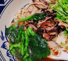 Yunnan Wild Mushroom Noodles