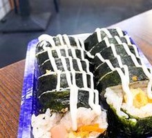 Creamy Egg Yolk Seaweed Rice Roll