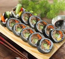 Tuna and Cumin Beef Seaweed Rice Roll
