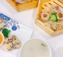 Yu Wang Shrimp Dumpling Supreme