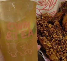 Braised Garlic Crispy Chicken Wings