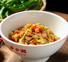 Sour Chili Stir-Fried Pork Intestines