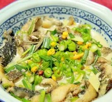 Green Pepper Stewed Fish