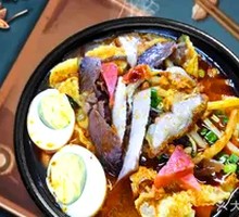 Family Feast Snail Noodle