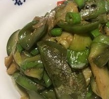 Stir-Fried Home-Style Eggplant