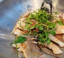 Waterless Steamed Fish