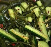 Mixed Seaweed and Cucumber Salad