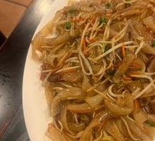 Stir-Fried Beef Rice Noodles