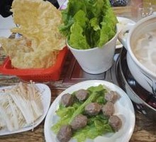 Stewed Chicken with Pig's Tripe