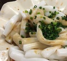 Thai-style Pig Intestine Rice Noodles