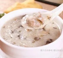 Dried Vegetable and Pork Rib Porridge