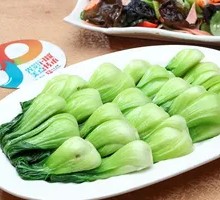 Garlic Stir-fried Shanghai Greens