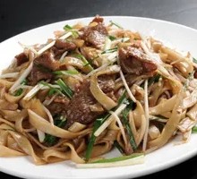 Dry-Fried Beef Rice Noodles